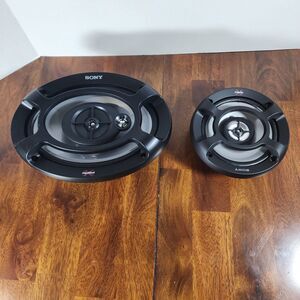 Sony Xplod Speakers Set of 2
